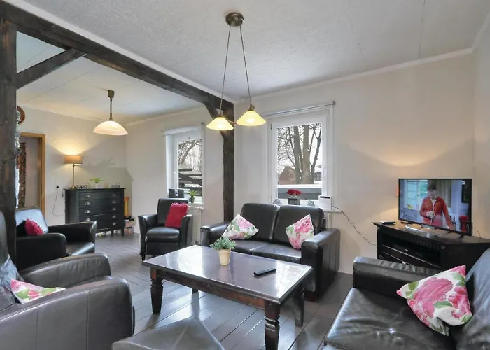 Vakantiehuis Beautiful In With Kitchen